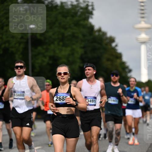 29.06.2025 - hella hamburg halbmarathon Dr. Thomas Lammeyer http://msf.ph/oto/8150863 29.06.2025 10:06:49 Kennedybrücke 1414, 2142, 2685, 2712, 2780, 2819, 3225, 3780, 3919, 5742, 6166, 6208, 6295, 6708, 6752, 6815, 6997, 7049, 7323, 7869, 8003, 8364, 8481, 8483, 8662, 8749, 9006, 10295, 10539, 11191, 11250 meine-sportfotos.de
