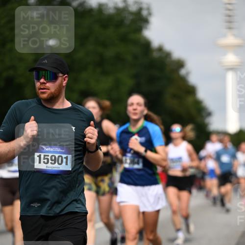 29.06.2025 - hella hamburg halbmarathon Dr. Thomas Lammeyer http://msf.ph/oto/8150948 29.06.2025 10:06:52 Kennedybrücke 1414, 2142, 2685, 2712, 2780, 2819, 3225, 3919, 6166, 6208, 6295, 6752, 6815, 6997, 7323, 7869, 8003, 8364, 8481, 8483, 8624, 8662, 9006, 10128, 10295, 10539, 11191, 11250 meine-sportfotos.de