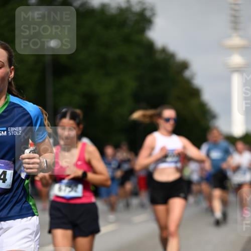 29.06.2025 - hella hamburg halbmarathon Dr. Thomas Lammeyer http://msf.ph/oto/8150996 29.06.2025 10:06:54 Kennedybrücke 1414, 2142, 2685, 2712, 2780, 2819, 3225, 3919, 5734, 6166, 6208, 6295, 6752, 6815, 6997, 7323, 7869, 7888, 8003, 8364, 8481, 8483, 8624, 8662, 9006, 10128, 10295, 10539, 11191, 11250 meine-sportfotos.de