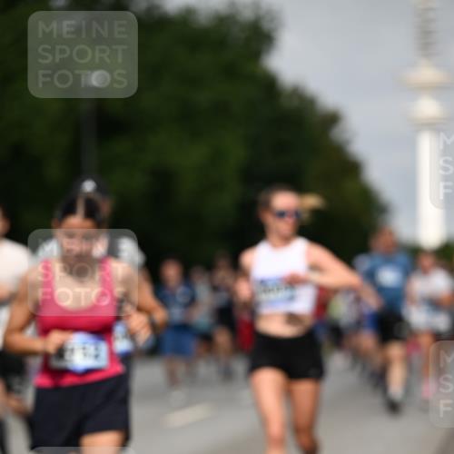 29.06.2025 - hella hamburg halbmarathon Dr. Thomas Lammeyer http://msf.ph/oto/8151008 29.06.2025 10:06:54 Kennedybrücke 1414, 2142, 2685, 2712, 2780, 2819, 3225, 3919, 5734, 6166, 6208, 6295, 6752, 6815, 6997, 7323, 7869, 7888, 8003, 8364, 8481, 8483, 8624, 8662, 9006, 10128, 10295, 10539, 11191, 11250 meine-sportfotos.de