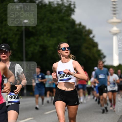 29.06.2025 - hella hamburg halbmarathon Dr. Thomas Lammeyer http://msf.ph/oto/8151019 29.06.2025 10:06:55 Kennedybrücke 1414, 2142, 2685, 2712, 2780, 2819, 3225, 3919, 5734, 6166, 6208, 6295, 6752, 6815, 6997, 7323, 7869, 7888, 8003, 8364, 8481, 8483, 8624, 8662, 9006, 10128, 10295, 10539, 11191, 11250 meine-sportfotos.de