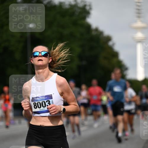 29.06.2025 - hella hamburg halbmarathon Dr. Thomas Lammeyer http://msf.ph/oto/8151112 29.06.2025 10:06:56 Kennedybrücke 1414, 2142, 2685, 2712, 2780, 2819, 3225, 3919, 5734, 6166, 6208, 6295, 6752, 6815, 6997, 7323, 7869, 7888, 8003, 8364, 8481, 8483, 8624, 8662, 9006, 10128, 10295, 11191, 11250 meine-sportfotos.de
