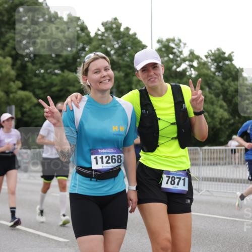 29.06.2025 - hella hamburg halbmarathon Jannik Wohlers http://msf.ph/oto/8151127 29.06.2025 10:51:24 Lombardsbrücke 2593, 3240, 3991, 5291, 5534, 6007, 6604, 6885, 6947, 7682, 8399, 9220, 9340, 9462, 9590, 9594, 9673, 10521, 10533, 10693, 10830, 11101, 11875, 12065, 13151, 13152, 14937, 14959, 15128, 16015, 17364, 17429, 17641, 17902, 18615, 18780, 18975 meine-sportfotos.de