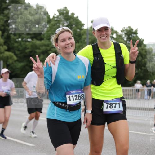 29.06.2025 - hella hamburg halbmarathon Jannik Wohlers http://msf.ph/oto/8151146 29.06.2025 10:51:24 Lombardsbrücke 2593, 3240, 3991, 5291, 5534, 6007, 6604, 6885, 6947, 7682, 8399, 9220, 9340, 9462, 9590, 9594, 9673, 10521, 10533, 10693, 10830, 11101, 11875, 12065, 13151, 13152, 14937, 14959, 15128, 16015, 17364, 17429, 17641, 17902, 18615, 18780, 18975 meine-sportfotos.de
