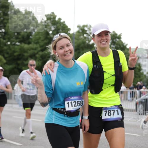 29.06.2025 - hella hamburg halbmarathon Jannik Wohlers http://msf.ph/oto/8151158 29.06.2025 10:51:24 Lombardsbrücke 2593, 3240, 3991, 5291, 5534, 6007, 6604, 6885, 6947, 7682, 8399, 9220, 9340, 9462, 9590, 9594, 9673, 10521, 10533, 10693, 10830, 11101, 11875, 12065, 13151, 13152, 14937, 14959, 15128, 16015, 17364, 17429, 17641, 17902, 18615, 18780, 18975 meine-sportfotos.de