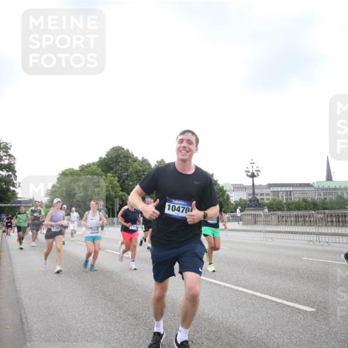 29.06.2025 - hella hamburg halbmarathon Jannik Wohlers http://msf.ph/oto/8151184 29.06.2025 10:32:18 Lombardsbrücke 1199, 1237, 2059, 3422, 3660, 3670, 3753, 4446, 5783, 5871, 6228, 7308, 7309, 7387, 7531, 7633, 7749, 7750, 9010, 9188, 10013, 10048, 10203, 10277, 10354, 10470, 10624, 10770, 11076, 11248, 12470, 12508, 13335, 14301, 15071, 15171, 15847, 15997, 16129, 16187, 16502, 16898, 16999, 17041, 17102, 17167, 17508, 18069, 18502, 18706, 18927, 19156 meine-sportfotos.de