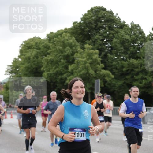 29.06.2025 - hella hamburg halbmarathon Jannik Wohlers http://msf.ph/oto/8151227 29.06.2025 10:51:32 Lombardsbrücke 1418, 1978, 3038, 4598, 4606, 5062, 5534, 6456, 6604, 6947, 7682, 8250, 8251, 8621, 9220, 9460, 9590, 9594, 9673, 9730, 10533, 10673, 10693, 10830, 11101, 11375, 12065, 12510, 12969, 13151, 13152, 14720, 14937, 14959, 15128, 16015, 16234, 17253, 17277, 17364, 17429, 17902, 18078, 18615, 18780, 18975 meine-sportfotos.de