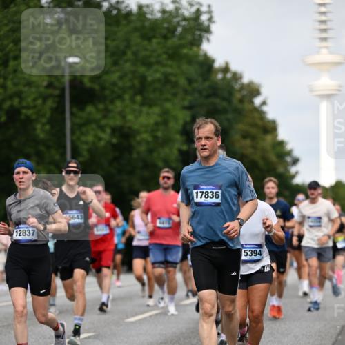 29.06.2025 - hella hamburg halbmarathon Dr. Thomas Lammeyer http://msf.ph/oto/8151228 29.06.2025 10:06:59 Kennedybrücke 1414, 2142, 2685, 2712, 2780, 2819, 3225, 4204, 4665, 5734, 6208, 6295, 6752, 6815, 6997, 7323, 7869, 7888, 8003, 8364, 8481, 8483, 8624, 9006, 10128, 10295, 11191, 11250 meine-sportfotos.de