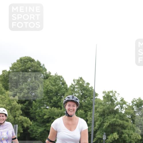 29.06.2025 - hella hamburg halbmarathon Jannik Wohlers http://msf.ph/oto/8151237 29.06.2025 09:18:44 Lombardsbrücke  meine-sportfotos.de