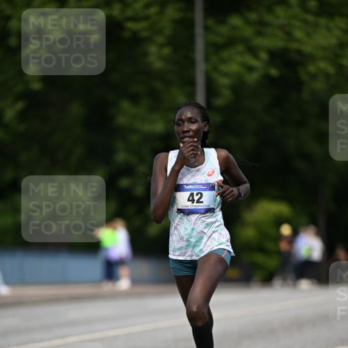 29.06.2025 - hella hamburg halbmarathon Dr. Thomas Lammeyer http://msf.ph/oto/8151268 29.06.2025 09:38:54 Kennedybrücke 42 meine-sportfotos.de