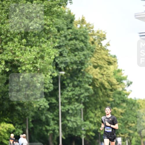 29.06.2025 - hella hamburg halbmarathon Dr. Thomas Lammeyer http://msf.ph/oto/8151277 29.06.2025 09:39:22 Kennedybrücke  meine-sportfotos.de