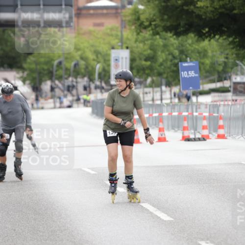 29.06.2025 - hella hamburg halbmarathon Jannik Wohlers http://msf.ph/oto/8151288 29.06.2025 09:21:18 Lombardsbrücke  meine-sportfotos.de
