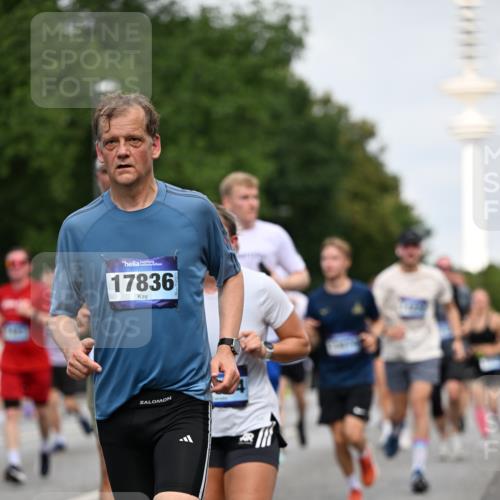 29.06.2025 - hella hamburg halbmarathon Dr. Thomas Lammeyer http://msf.ph/oto/8151310 29.06.2025 10:07:00 Kennedybrücke 1414, 2142, 2619, 2685, 2712, 2780, 2819, 3225, 4204, 4665, 5734, 6208, 6295, 6752, 6815, 6997, 7323, 7869, 7888, 8003, 8364, 8481, 8483, 8624, 9006, 10128, 10295, 11191, 11250 meine-sportfotos.de
