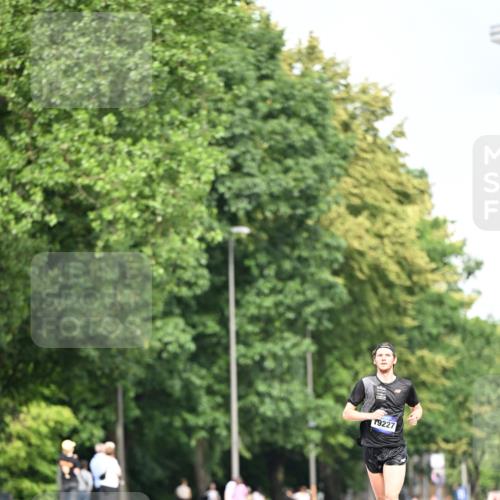 29.06.2025 - hella hamburg halbmarathon Dr. Thomas Lammeyer http://msf.ph/oto/8151325 29.06.2025 09:39:22 Kennedybrücke  meine-sportfotos.de
