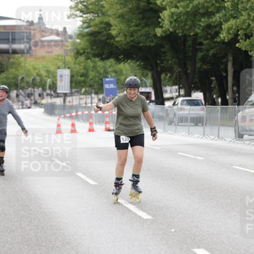 29.06.2025 - hella hamburg halbmarathon Jannik Wohlers http://msf.ph/oto/8151347 29.06.2025 09:21:20 Lombardsbrücke  meine-sportfotos.de