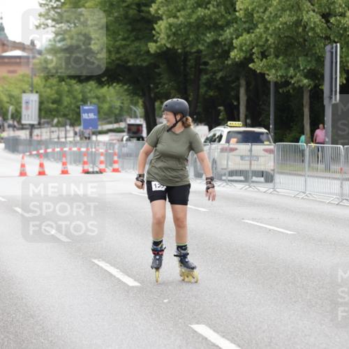 29.06.2025 - hella hamburg halbmarathon Jannik Wohlers http://msf.ph/oto/8151377 29.06.2025 09:21:21 Lombardsbrücke  meine-sportfotos.de