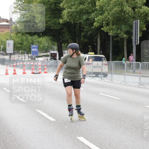 29.06.2025 - hella hamburg halbmarathon Jannik Wohlers http://msf.ph/oto/8151387 29.06.2025 09:21:21 Lombardsbrücke  meine-sportfotos.de