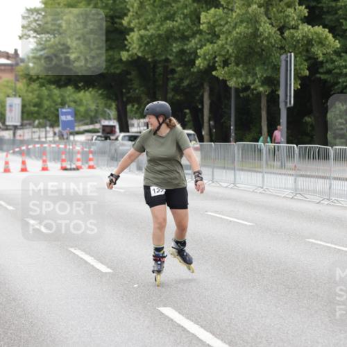 29.06.2025 - hella hamburg halbmarathon Jannik Wohlers http://msf.ph/oto/8151421 29.06.2025 09:21:21 Lombardsbrücke  meine-sportfotos.de