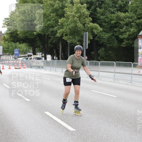 29.06.2025 - hella hamburg halbmarathon Jannik Wohlers http://msf.ph/oto/8151448 29.06.2025 09:21:22 Lombardsbrücke  meine-sportfotos.de