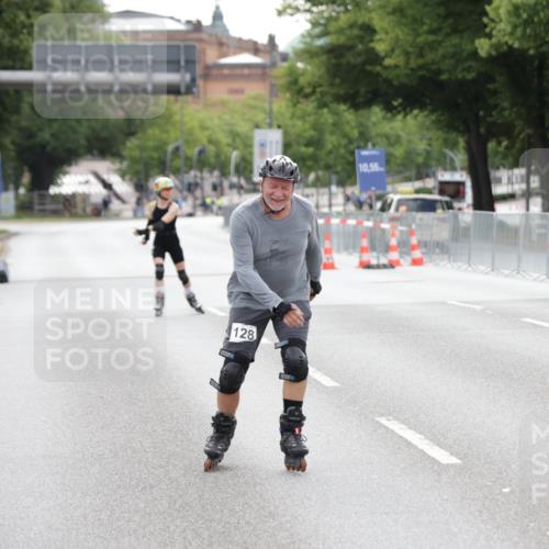29.06.2025 - hella hamburg halbmarathon Jannik Wohlers http://msf.ph/oto/8151461 29.06.2025 09:21:23 Lombardsbrücke  meine-sportfotos.de
