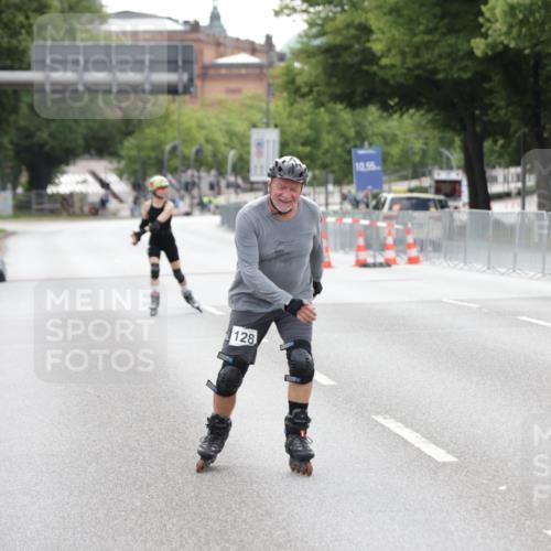 29.06.2025 - hella hamburg halbmarathon Jannik Wohlers http://msf.ph/oto/8151468 29.06.2025 09:21:23 Lombardsbrücke  meine-sportfotos.de