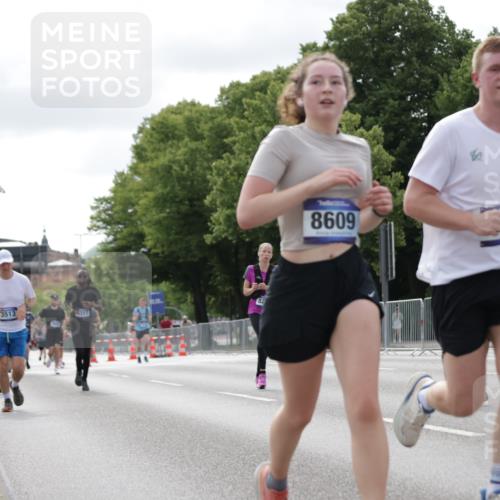29.06.2025 - hella hamburg halbmarathon Jannik Wohlers http://msf.ph/oto/8151474 29.06.2025 10:14:41 Lombardsbrücke 1296, 1379, 1524, 1575, 1745, 2140, 2281, 3507, 3509, 3513, 3650, 3844, 4495, 4641, 5800, 6181, 6248, 6317, 7439, 7881, 8237, 8239, 8275, 8522, 8563, 8609, 8854, 9113, 9911, 9975, 10589, 10717, 11271, 11598, 11611, 11683, 12634, 13393, 13683, 13881, 14195, 14617, 14999, 15037, 15038, 16208, 16419, 17128, 17708, 17847, 18176, 18800 meine-sportfotos.de