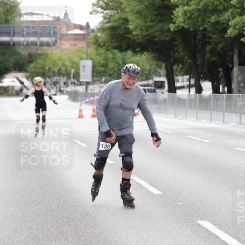 29.06.2025 - hella hamburg halbmarathon Jannik Wohlers http://msf.ph/oto/8151475 29.06.2025 09:21:24 Lombardsbrücke  meine-sportfotos.de