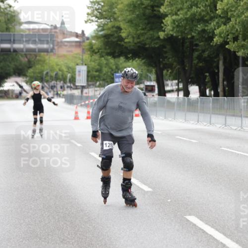 29.06.2025 - hella hamburg halbmarathon Jannik Wohlers http://msf.ph/oto/8151484 29.06.2025 09:21:24 Lombardsbrücke  meine-sportfotos.de