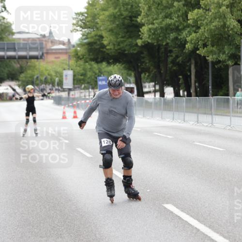 29.06.2025 - hella hamburg halbmarathon Jannik Wohlers http://msf.ph/oto/8151495 29.06.2025 09:21:24 Lombardsbrücke  meine-sportfotos.de