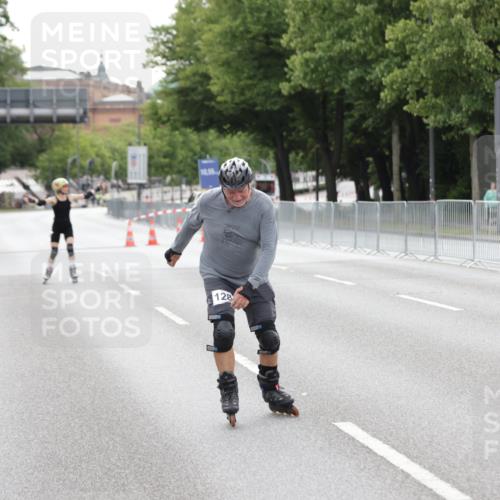 29.06.2025 - hella hamburg halbmarathon Jannik Wohlers http://msf.ph/oto/8151501 29.06.2025 09:21:24 Lombardsbrücke  meine-sportfotos.de