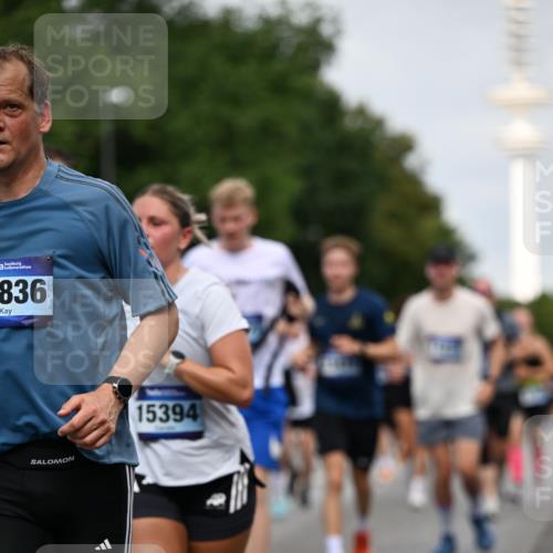 29.06.2025 - hella hamburg halbmarathon Dr. Thomas Lammeyer http://msf.ph/oto/8151530 29.06.2025 10:07:01 Kennedybrücke 1414, 2142, 2619, 2685, 2712, 2780, 2819, 3225, 4204, 4665, 5734, 6208, 6295, 6752, 6815, 6997, 7323, 7869, 7888, 8003, 8364, 8481, 8483, 8624, 9006, 10128, 10295 meine-sportfotos.de