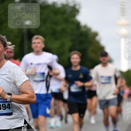 29.06.2025 - hella hamburg halbmarathon Dr. Thomas Lammeyer http://msf.ph/oto/8151574 29.06.2025 10:07:02 Kennedybrücke 1414, 2142, 2619, 2712, 2780, 2810, 2819, 3225, 4204, 4665, 5734, 6208, 6295, 6752, 6815, 6997, 7869, 7888, 8003, 8364, 8481, 8483, 8624, 9006, 10128, 10295 meine-sportfotos.de