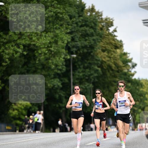 29.06.2025 - hella hamburg halbmarathon Dr. Thomas Lammeyer http://msf.ph/oto/8151587 29.06.2025 09:40:40 Kennedybrücke 45, 50, 3944 meine-sportfotos.de