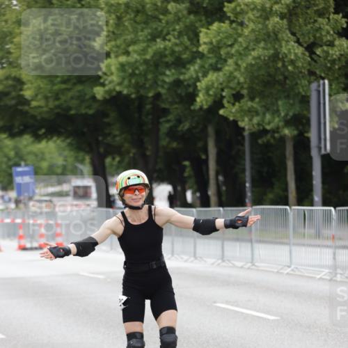 29.06.2025 - hella hamburg halbmarathon Jannik Wohlers http://msf.ph/oto/8151603 29.06.2025 09:21:31 Lombardsbrücke  meine-sportfotos.de
