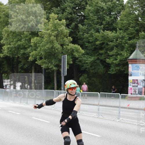 29.06.2025 - hella hamburg halbmarathon Jannik Wohlers http://msf.ph/oto/8151611 29.06.2025 09:21:32 Lombardsbrücke  meine-sportfotos.de