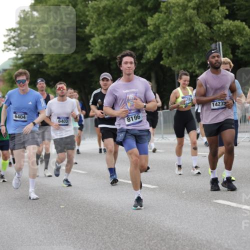 29.06.2025 - hella hamburg halbmarathon Jannik Wohlers http://msf.ph/oto/8151625 29.06.2025 10:51:47 Lombardsbrücke 1418, 1978, 3038, 4087, 4273, 4436, 4598, 4606, 4815, 5062, 5262, 6386, 6403, 6404, 6406, 6456, 6985, 7690, 7691, 8194, 8196, 8250, 8251, 8621, 9368, 9460, 9730, 10296, 10342, 10634, 10673, 10884, 11126, 11127, 11375, 11736, 11899, 11974, 12089, 12247, 12510, 12525, 12558, 12969, 13094, 13538, 14215, 14235, 14720, 16234, 16262, 16492, 16752, 16973, 17253, 17277, 17326, 17327, 18078, 18221, 18668, 18756, 18817 meine-sportfotos.de