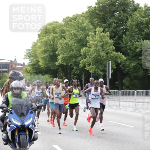 29.06.2025 - hella hamburg halbmarathon Jannik Wohlers http://msf.ph/oto/8151672 29.06.2025 09:30:56 Lombardsbrücke 1, 5, 7, 10, 11, 16, 23, 25, 59 meine-sportfotos.de