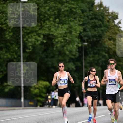 29.06.2025 - hella hamburg halbmarathon Dr. Thomas Lammeyer http://msf.ph/oto/8151691 29.06.2025 09:40:41 Kennedybrücke 45, 50, 3944 meine-sportfotos.de