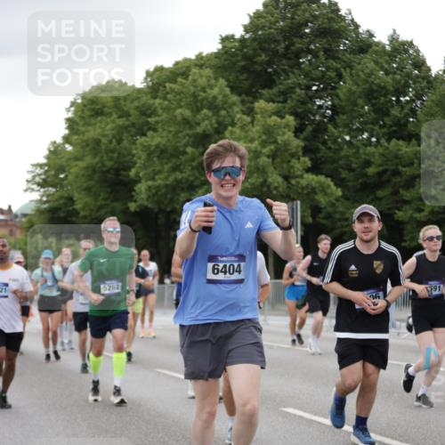 29.06.2025 - hella hamburg halbmarathon Jannik Wohlers http://msf.ph/oto/8151746 29.06.2025 10:51:50 Lombardsbrücke 1978, 3038, 3645, 4087, 4273, 4436, 4815, 5262, 6386, 6403, 6404, 6406, 6456, 6985, 7690, 7691, 7735, 8194, 8196, 8250, 8251, 9368, 9730, 9731, 10296, 10342, 10634, 10884, 11084, 11126, 11127, 11375, 11736, 11899, 11974, 12089, 12247, 12510, 12525, 12546, 12558, 12969, 13094, 13538, 14215, 14235, 16234, 16262, 16492, 16752, 16973, 17253, 17277, 17326, 17327, 18078, 18115, 18221, 18633, 18668, 18756, 18817 meine-sportfotos.de