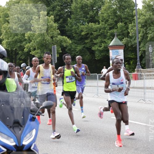29.06.2025 - hella hamburg halbmarathon Jannik Wohlers http://msf.ph/oto/8151763 29.06.2025 09:30:57 Lombardsbrücke 1, 4, 5, 6, 7, 10, 11, 13, 16, 22, 23, 25, 59 meine-sportfotos.de