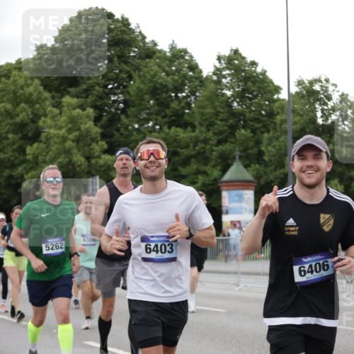 29.06.2025 - hella hamburg halbmarathon Jannik Wohlers http://msf.ph/oto/8151765 29.06.2025 10:51:51 Lombardsbrücke 1978, 3645, 4087, 4273, 4436, 4815, 5262, 6386, 6403, 6404, 6406, 6456, 6671, 6985, 7690, 7691, 7735, 8194, 8196, 8250, 8251, 9368, 9731, 10296, 10342, 10634, 10884, 11084, 11126, 11127, 11375, 11736, 11899, 11974, 12089, 12247, 12510, 12525, 12546, 12558, 12969, 13094, 13538, 14215, 14235, 14893, 16234, 16262, 16492, 16752, 16973, 17326, 17327, 18078, 18115, 18221, 18633, 18668, 18756, 18817 meine-sportfotos.de