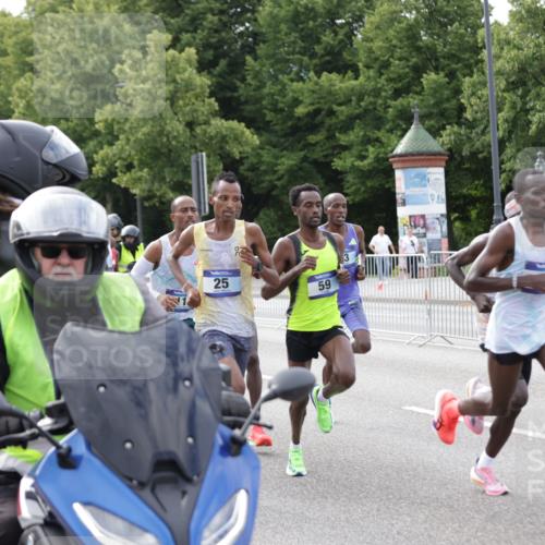 29.06.2025 - hella hamburg halbmarathon Jannik Wohlers http://msf.ph/oto/8151773 29.06.2025 09:30:57 Lombardsbrücke 1, 4, 5, 6, 7, 10, 11, 13, 16, 22, 23, 25, 59 meine-sportfotos.de