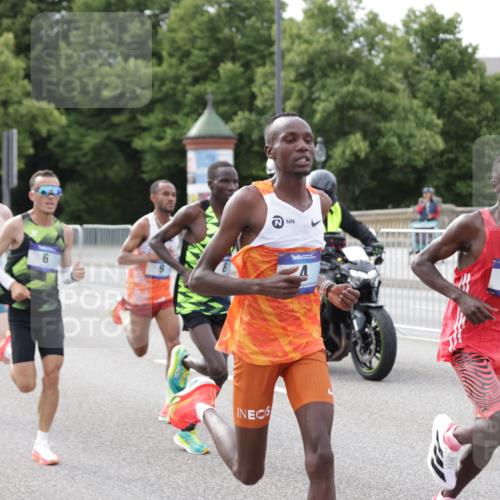 29.06.2025 - hella hamburg halbmarathon Jannik Wohlers http://msf.ph/oto/8151871 29.06.2025 09:30:59 Lombardsbrücke 1, 2, 4, 5, 6, 7, 8, 9, 10, 11, 13, 16, 22, 23, 25, 59 meine-sportfotos.de