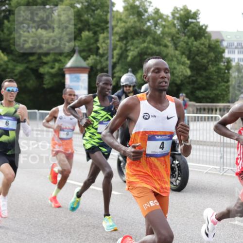 29.06.2025 - hella hamburg halbmarathon Jannik Wohlers http://msf.ph/oto/8151880 29.06.2025 09:30:59 Lombardsbrücke 1, 2, 4, 5, 6, 7, 8, 9, 10, 11, 13, 16, 22, 23, 25, 59 meine-sportfotos.de