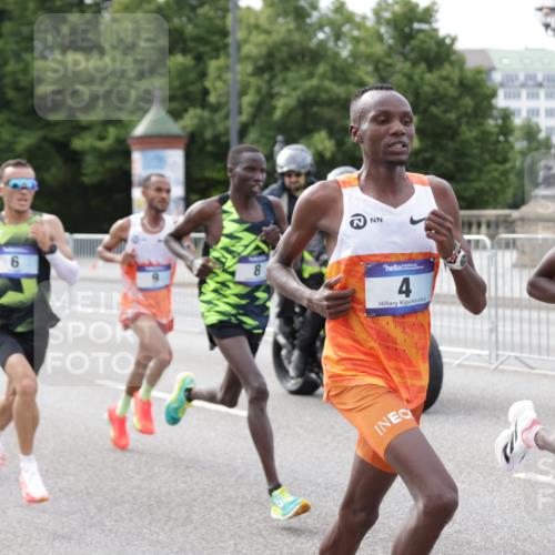 29.06.2025 - hella hamburg halbmarathon Jannik Wohlers http://msf.ph/oto/8151886 29.06.2025 09:30:59 Lombardsbrücke 1, 2, 4, 5, 6, 7, 8, 9, 10, 11, 13, 16, 22, 23, 25, 59 meine-sportfotos.de