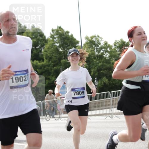 29.06.2025 - hella hamburg halbmarathon Jannik Wohlers http://msf.ph/oto/8151908 29.06.2025 10:14:58 Lombardsbrücke 1524, 2720, 3650, 5271, 5739, 5986, 6317, 7452, 7809, 7810, 8256, 9307, 9423, 9847, 9997, 10858, 12457, 12521, 12524, 13197, 13453, 13500, 13881, 15150, 15740, 16040, 17949, 18203, 18252, 18769, 18800, 18939, 19027 meine-sportfotos.de