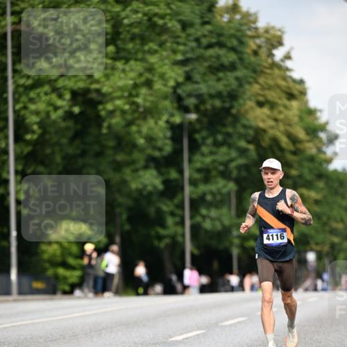 29.06.2025 - hella hamburg halbmarathon Dr. Thomas Lammeyer http://msf.ph/oto/8152015 29.06.2025 09:41:13 Kennedybrücke 4116, 11409 meine-sportfotos.de