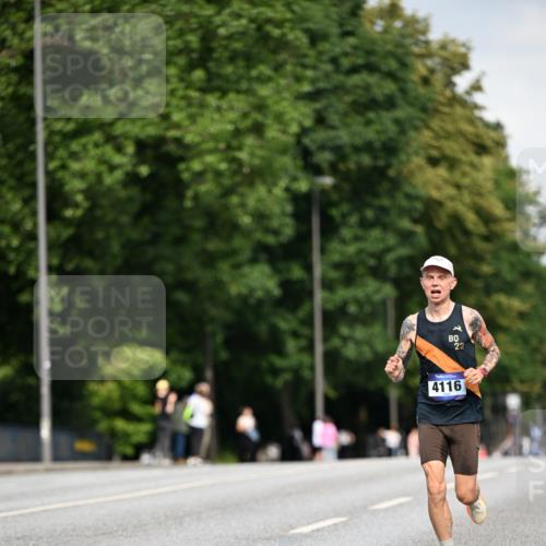 29.06.2025 - hella hamburg halbmarathon Dr. Thomas Lammeyer http://msf.ph/oto/8152021 29.06.2025 09:41:13 Kennedybrücke 4116, 11409 meine-sportfotos.de