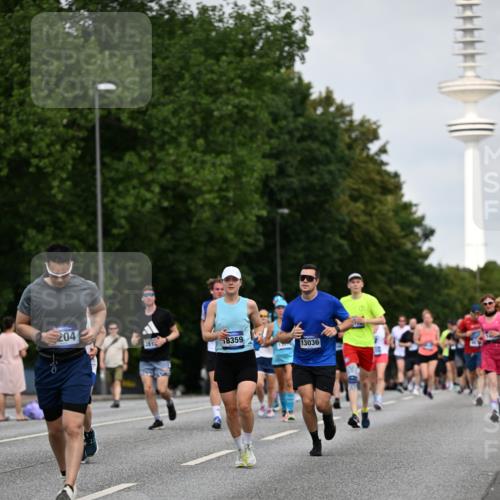 29.06.2025 - hella hamburg halbmarathon Dr. Thomas Lammeyer http://msf.ph/oto/8152034 29.06.2025 10:07:11 Kennedybrücke 1135, 1138, 1482, 1702, 2619, 2712, 2780, 2810, 3630, 4066, 4204, 4613, 4665, 5734, 6208, 6815, 7869, 7888, 8481, 8483, 8624, 9439, 10128 meine-sportfotos.de