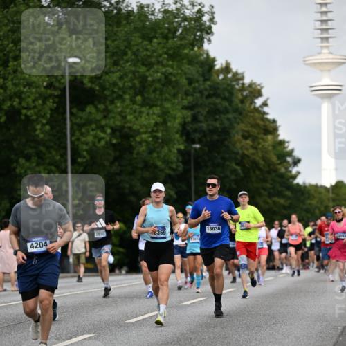 29.06.2025 - hella hamburg halbmarathon Dr. Thomas Lammeyer http://msf.ph/oto/8152038 29.06.2025 10:07:11 Kennedybrücke 1135, 1138, 1482, 1702, 2619, 2712, 2780, 2810, 3630, 4066, 4204, 4613, 4665, 5734, 6208, 6815, 7869, 7888, 8481, 8483, 8624, 9439, 10128 meine-sportfotos.de